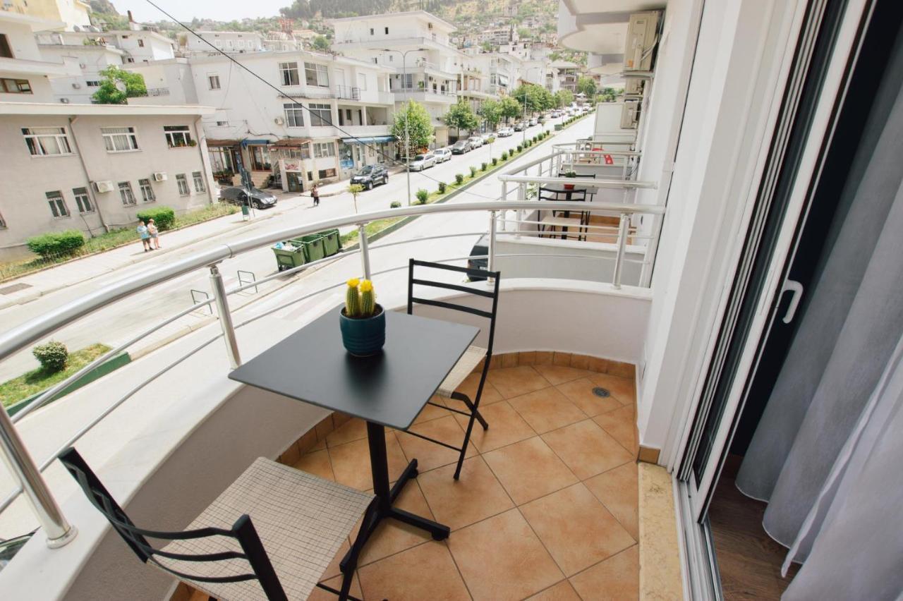 Brilant Luxury Apartment Gjirokastër Buitenkant foto