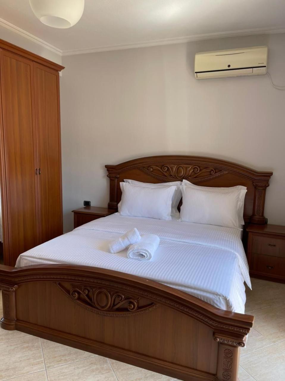 Brilant Luxury Apartment Gjirokastër Buitenkant foto