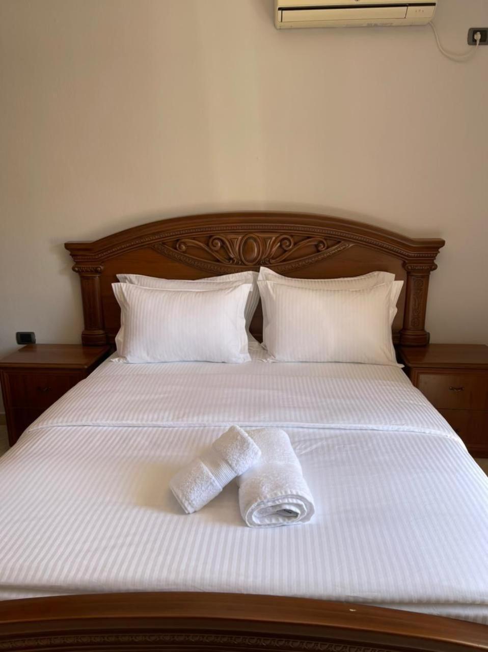 Brilant Luxury Apartment Gjirokastër Buitenkant foto