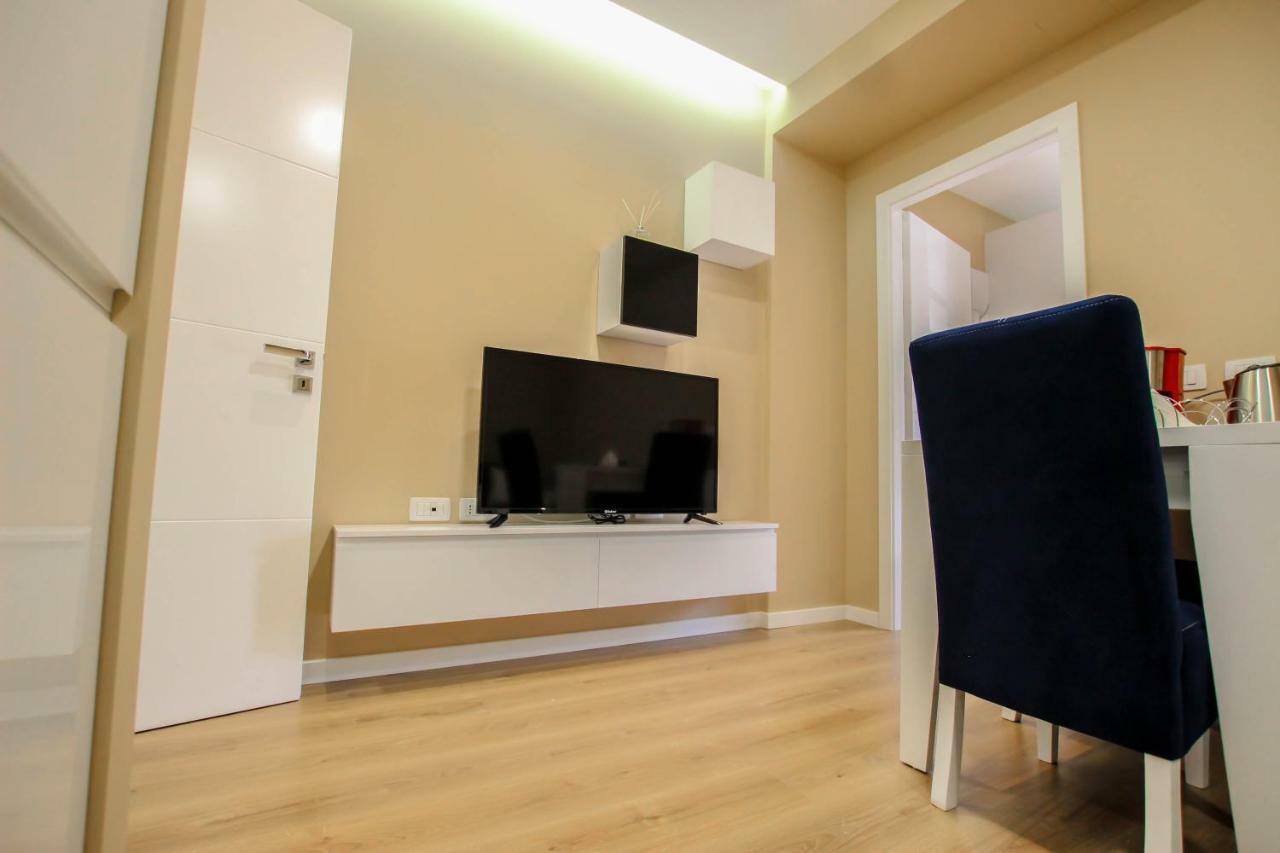 Brilant Luxury Apartment Gjirokastër Buitenkant foto