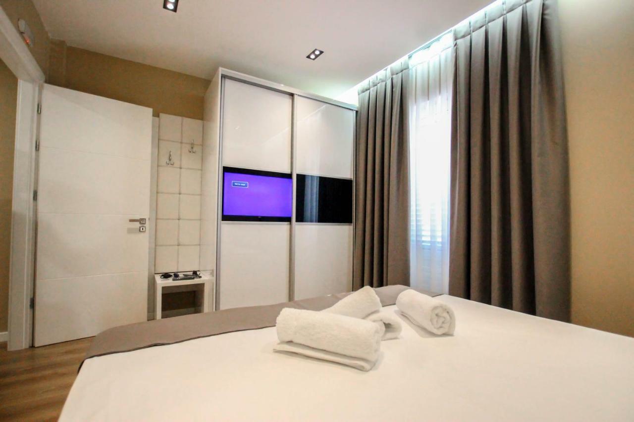 Brilant Luxury Apartment Gjirokastër Buitenkant foto